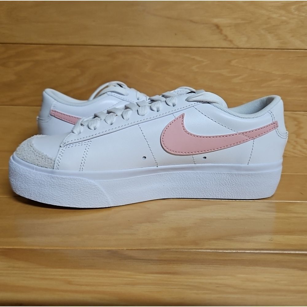 Nike Blazer Low Platform Womens White Pink Glaze Shoe DJ0292-103 - Picture 9 of 12